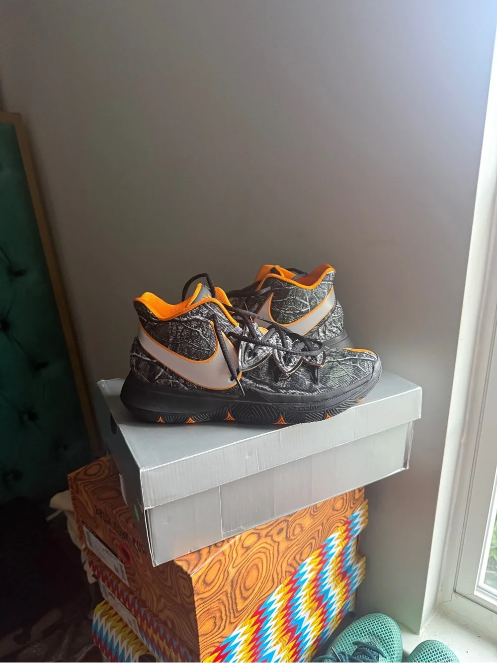 Kyrie 5 Taco
